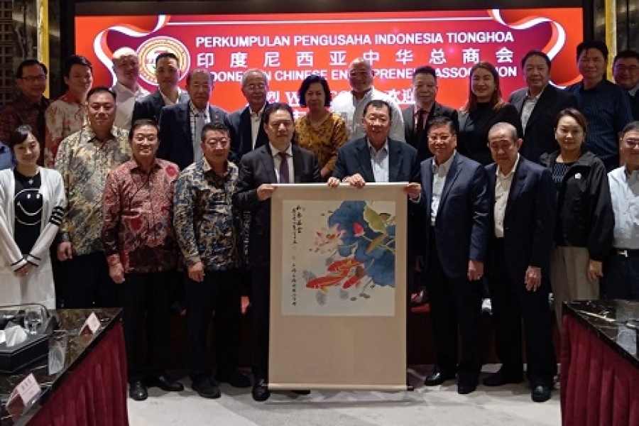上海市侨商联代表团访印尼中华总商会