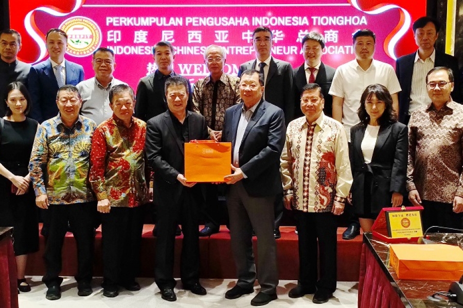 上海新沪商联合会代表团一行拜访印尼中华总商会加强合作