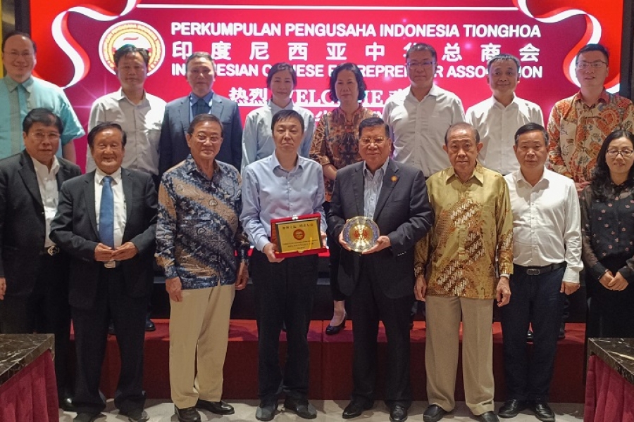 江西省僑聯唐舒龍主席率團拜訪印尼中華總商會促進合作