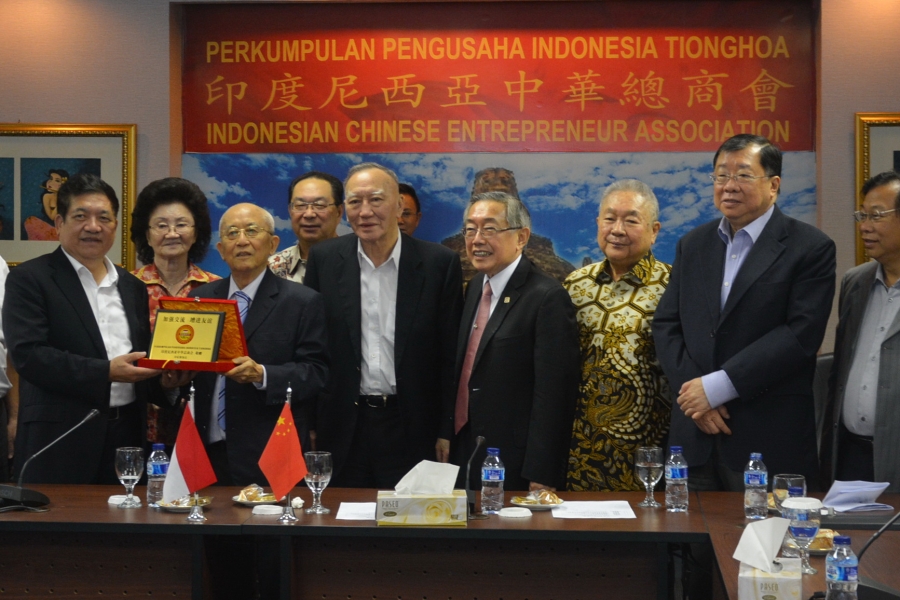 福建政協代表團  訪印尼中華總商會加強經貿合作