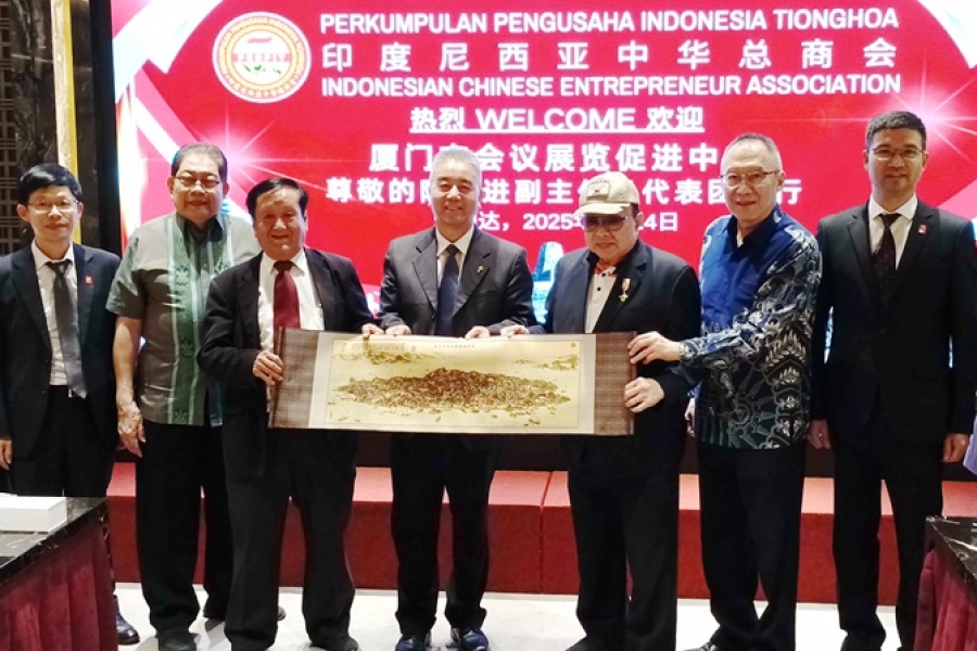 厦门市会议展览促进中心代表团拜访印尼中华总商会